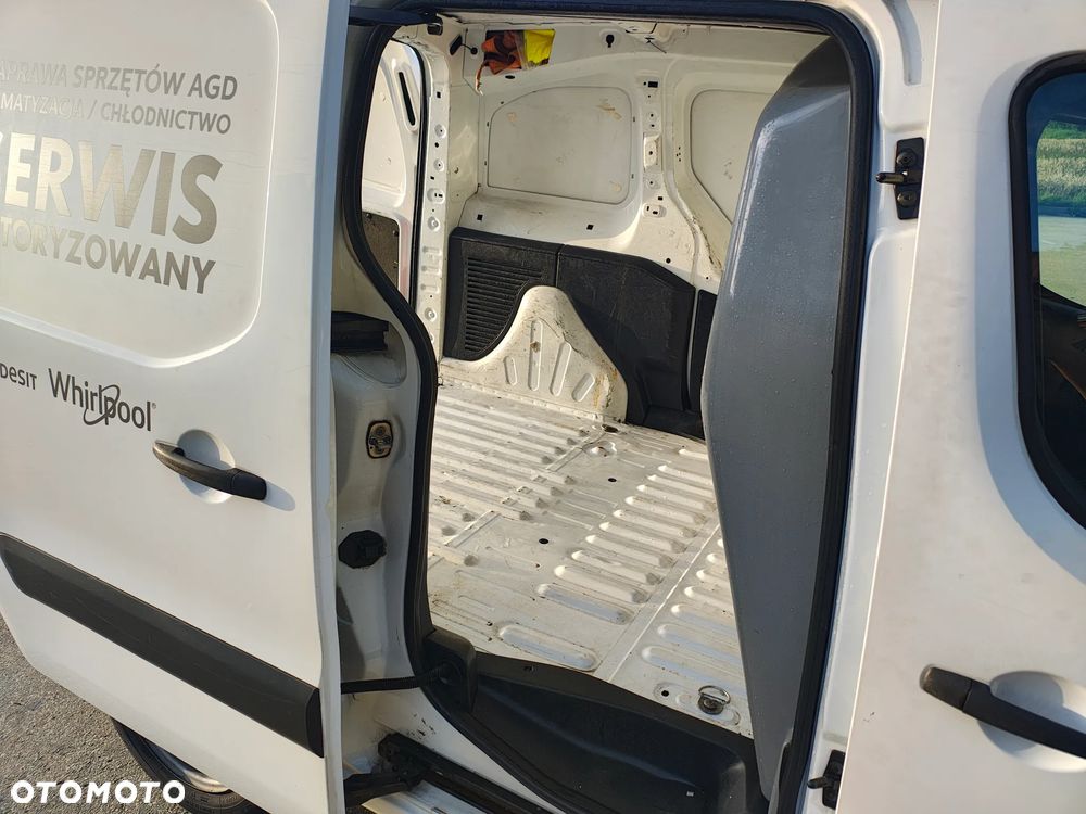 Citroën BERLINGO - 12
