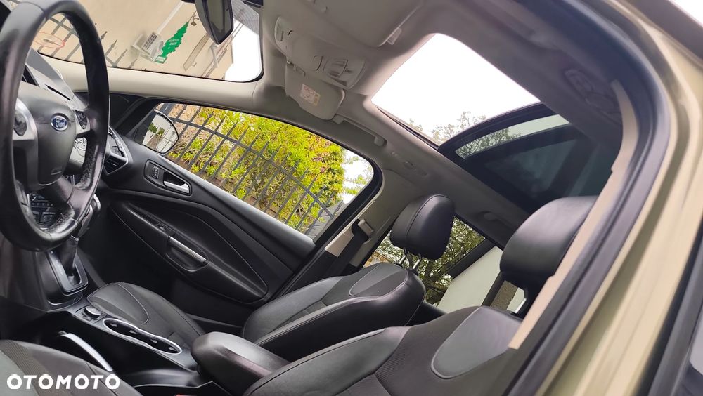 Ford Kuga 2.0 TDCi 4WD Titanium Plus - 37