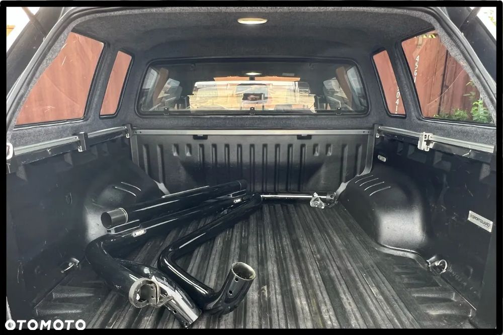 Volkswagen Amarok - 8