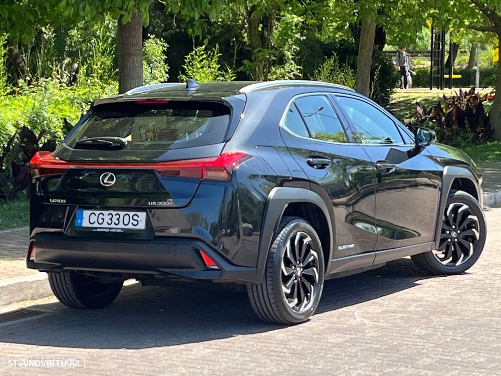 Lexus UX 300e Executive Line - 9