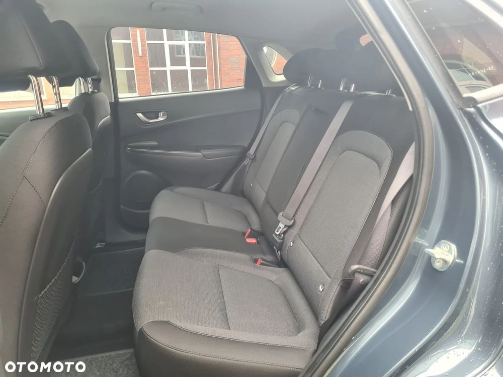 Hyundai Kona 39kWh Executive - 15