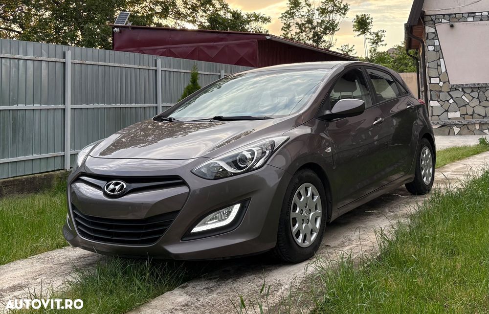HYUNDAI i30 2015 — imagine 3