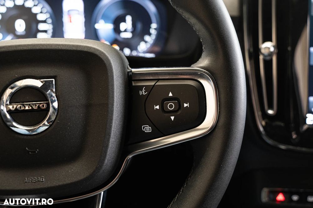 Volvo XC 40 T5 Recharge DKG Inscription - 24