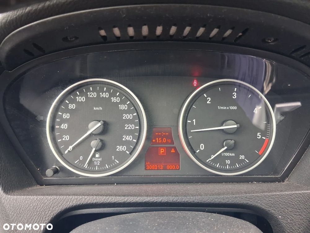 BMW X5 xDrive30d - 9
