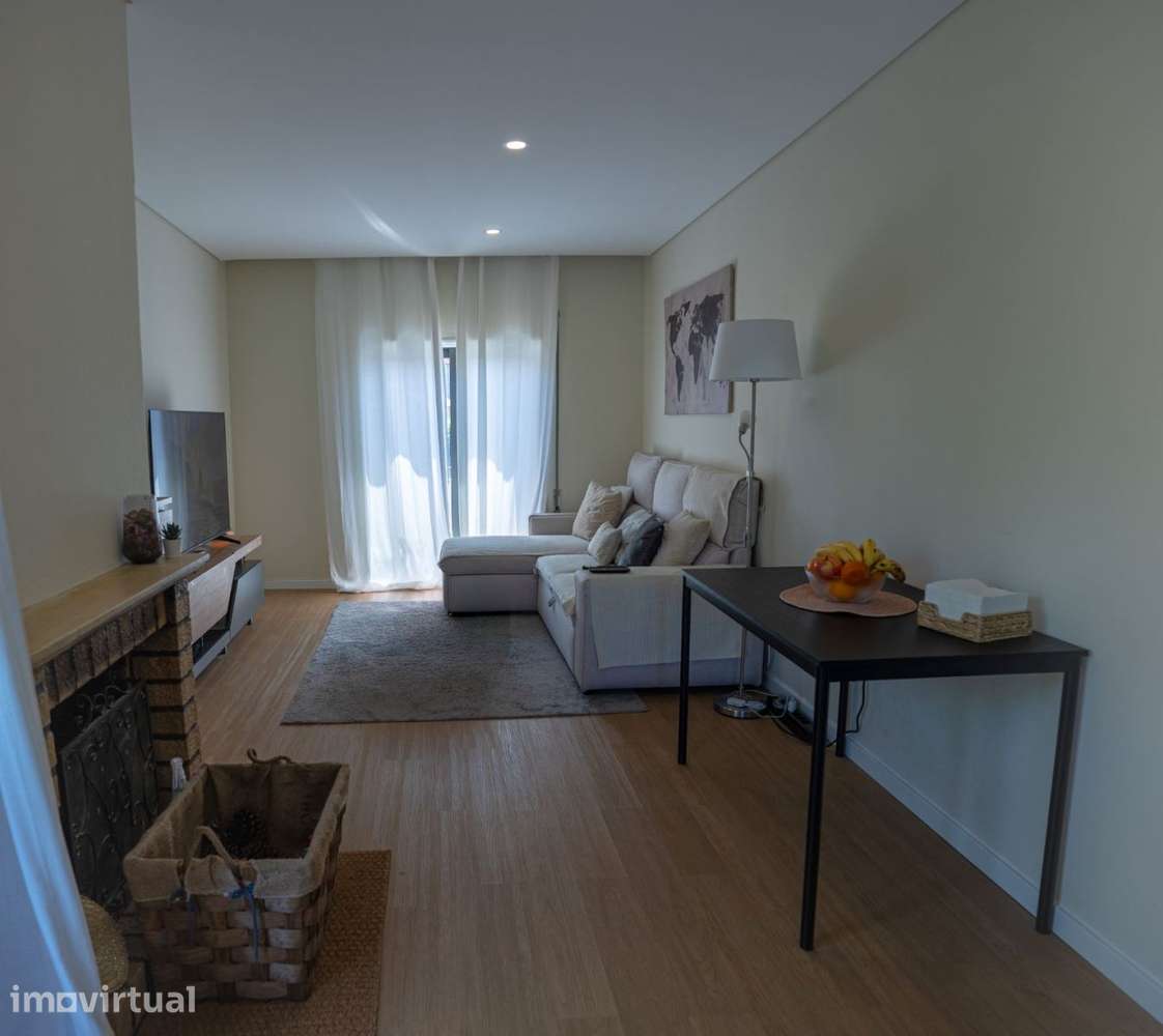 Moradia T2 remodelada com terreno, garagem e sótão. - Grande imagem: 4/20