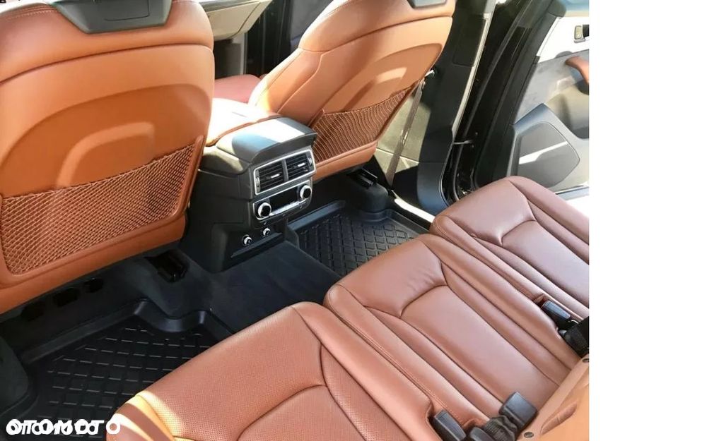 Audi Q7 3.0 TFSI Quattro Tiptronic - 10