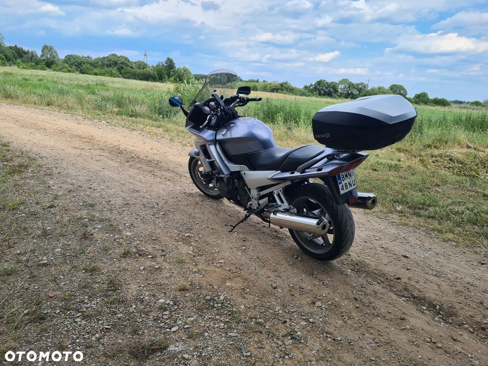Yamaha FJR - 4