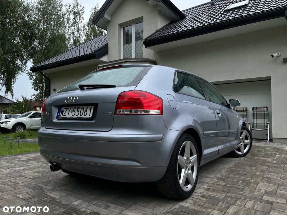 Audi A3 3-drzwiowe 1.6 Ambiente - 25