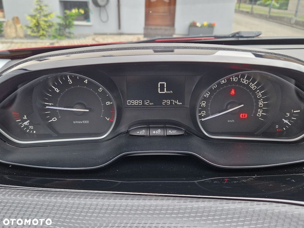 Peugeot 2008 PureTech 110 Stop&Start Allure - 25