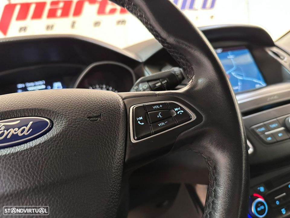 Ford Focus 1.5 TDCi Titanium - 17