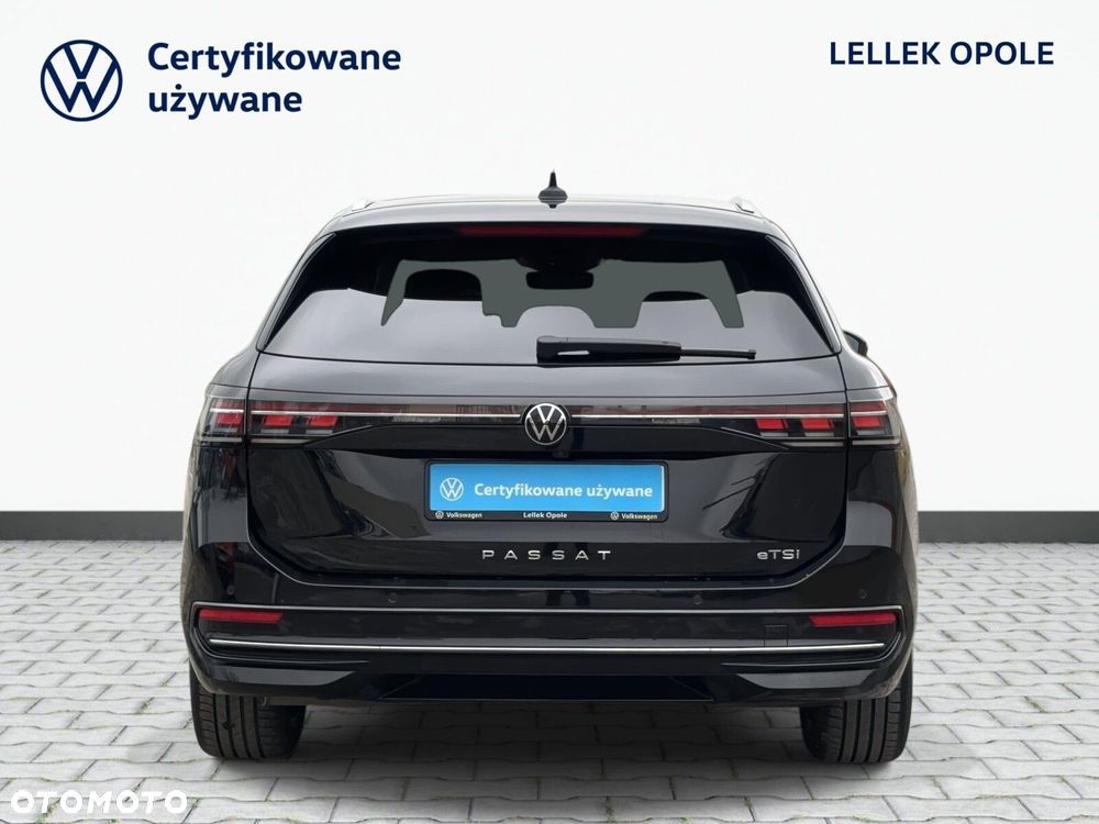 Volkswagen Passat Variant 1.5 TSI ACT mHEV DSG - 8