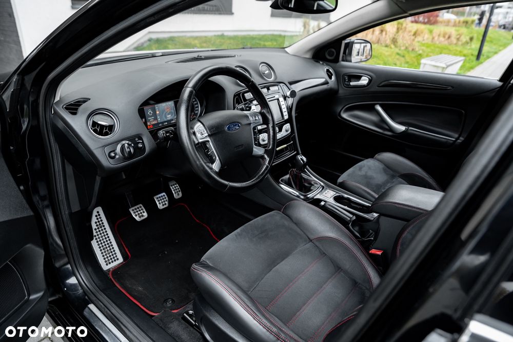 Ford Mondeo 2.5 Titanium S - 15