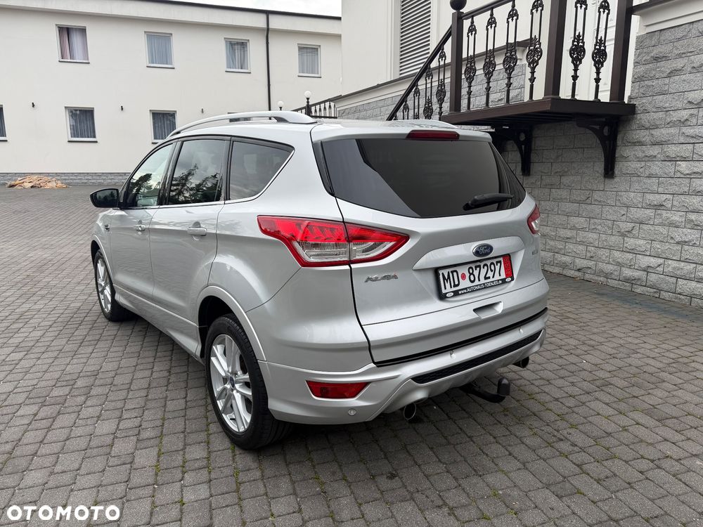 Ford Kuga 1.5 EcoBoost 2x4 Titanium - 11