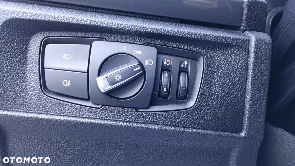 BMW Seria 1 114i Sport Line - 33