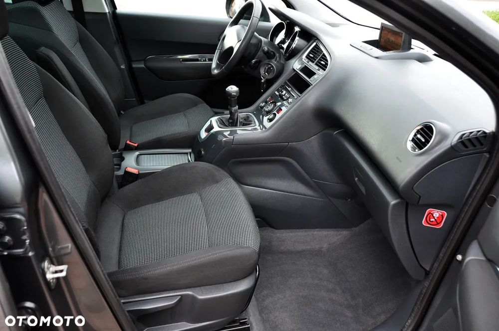 Peugeot 5008 120 VTi Premium - 11