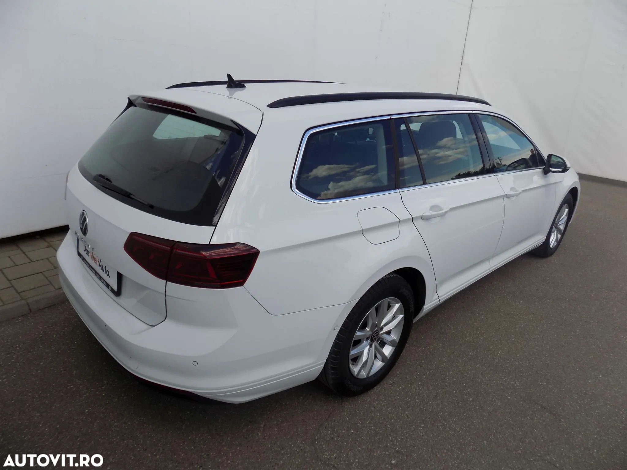 Volkswagen Passat Variant 2.0 TDI DSG Business - 6
