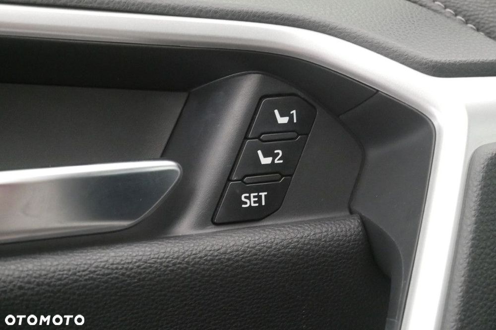 Toyota RAV4 - 35