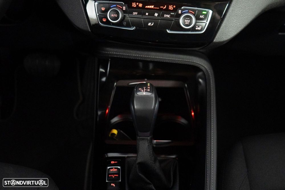 BMW X2 25 e xDrive GoldPlay - 24