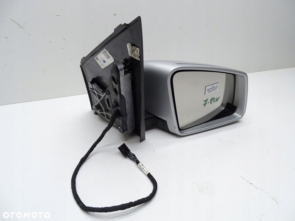 LUSTERKO PRAWE PRAWY PRZÓD PRZEDNIE MERCEDES W246 B-KLASA 14R 761 7 PIN - 3