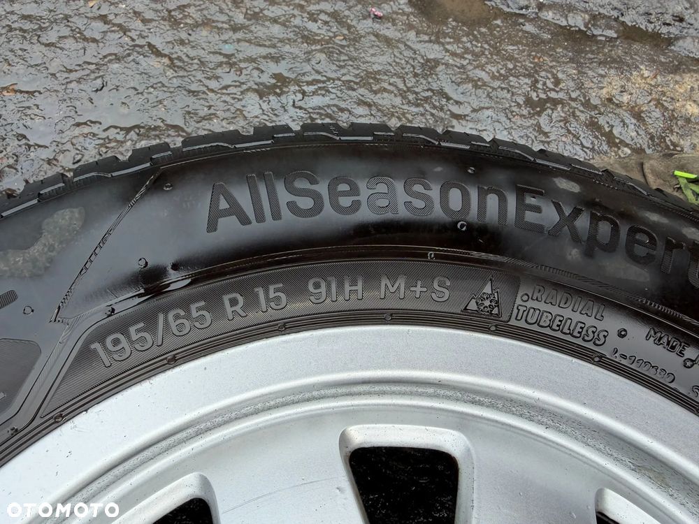 Felgi 15' koła Audi A4 B5 5x112 ET45 6Jx15H2 centr 57,1  4B0601025N  OE - 9
