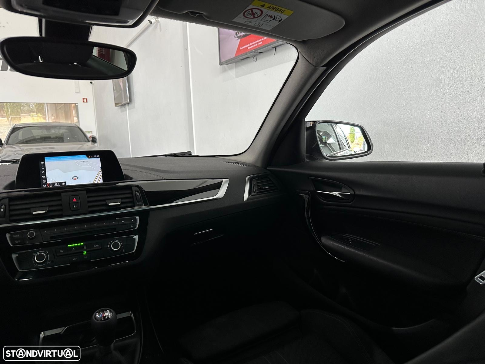 BMW 116 d Pack M - 28