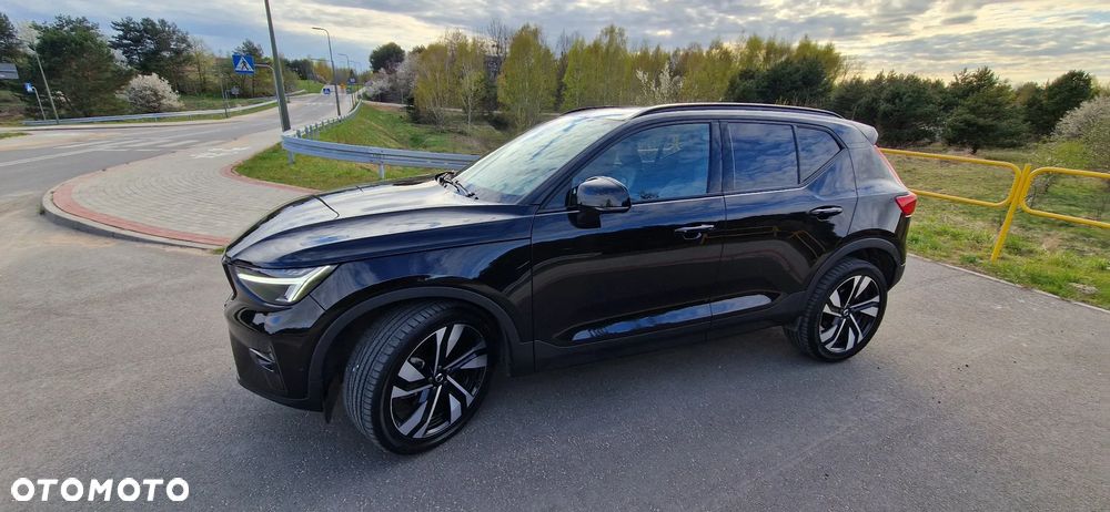 Volvo XC 40 B5 B AWD Ultimate Dark - 2