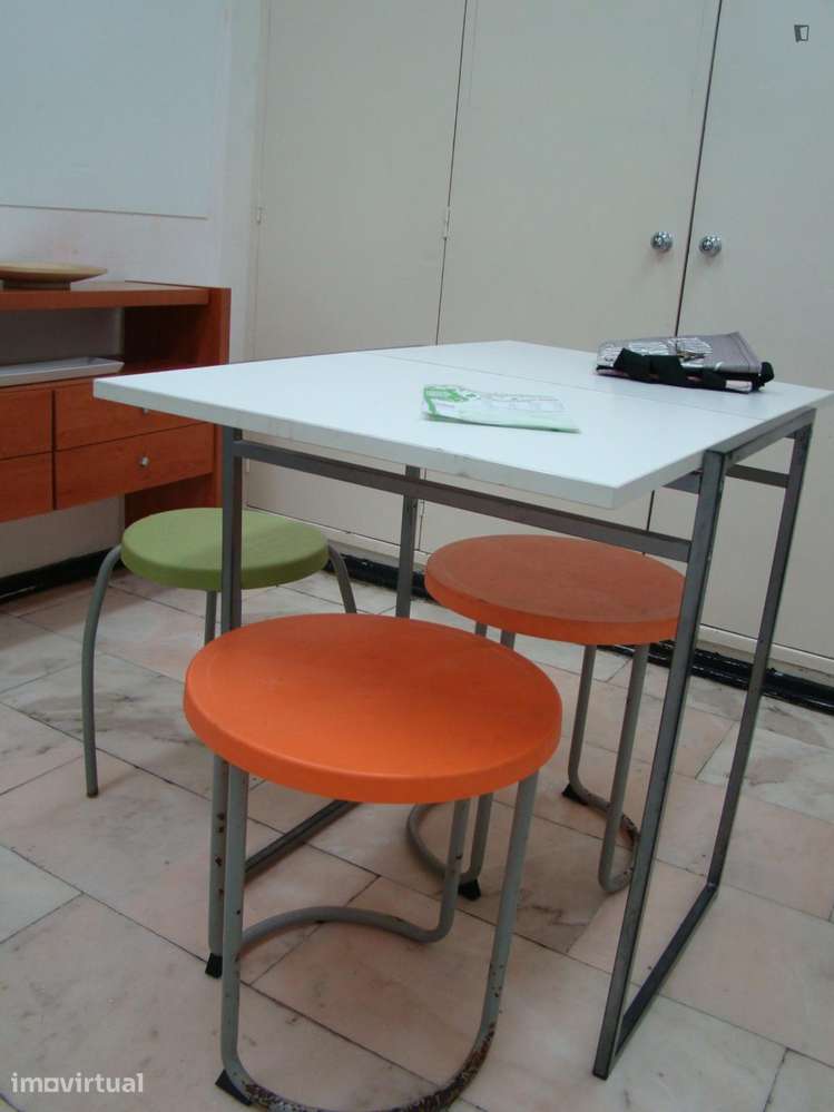 Apartamento com 1 quartos - localizado em Entrecampos Lisbon - Grande imagem: 5/9