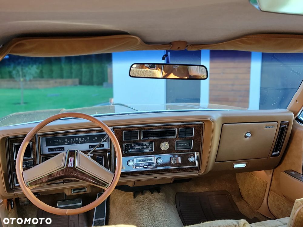 Oldsmobile Delta 88 - 9