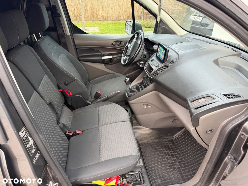 Ford Transit Connect - 8