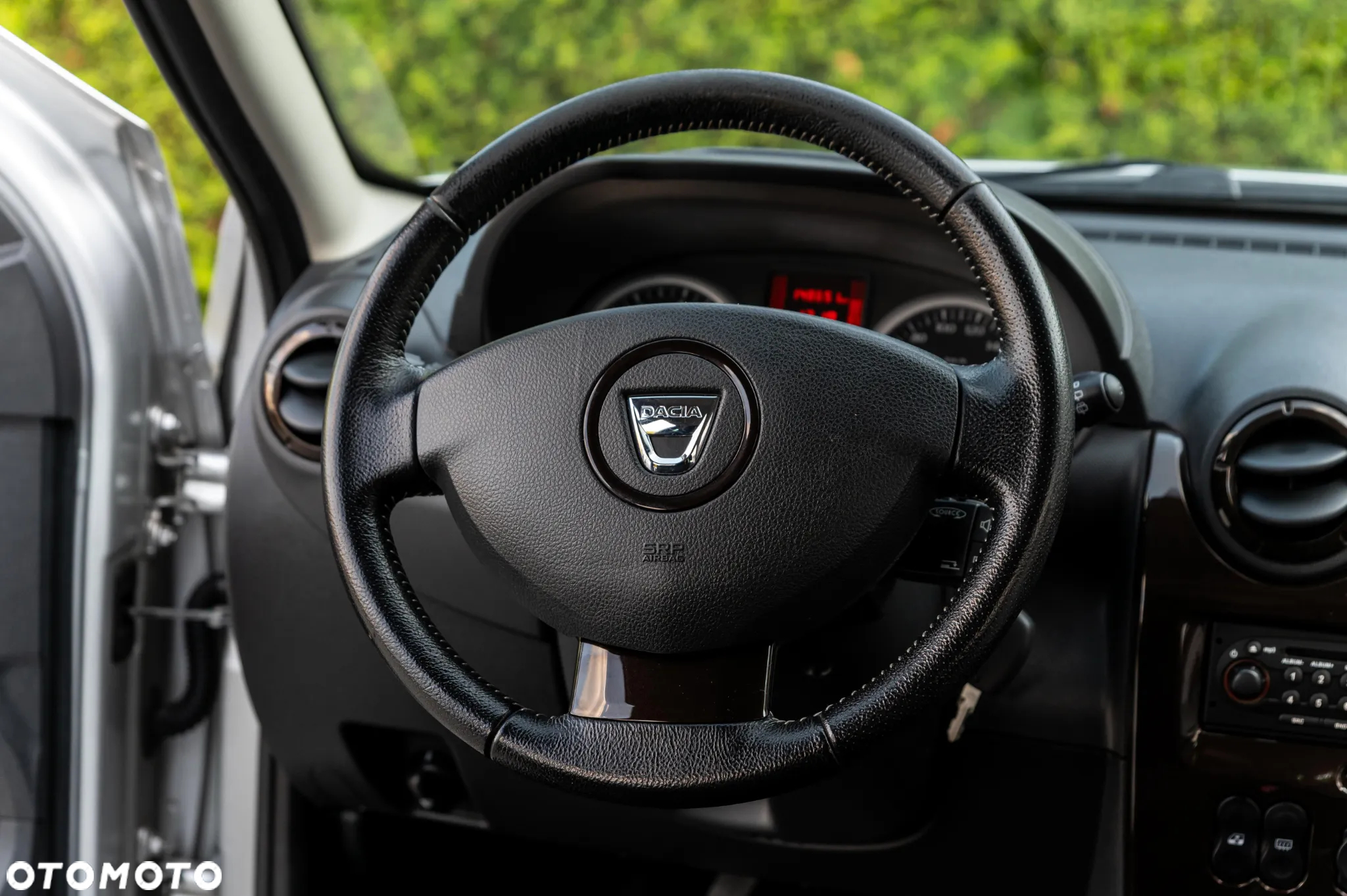 Dacia Duster 1.6 16V 4x2 Prestige - 24