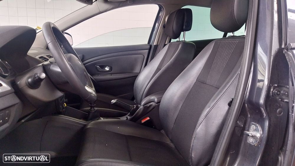 Renault Mégane 1.5 dCi Dynamique - 11