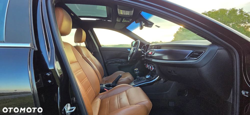 Alfa Romeo Giulietta 1.4 TB 16V Turismo - 7