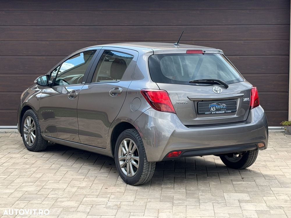 Toyota Yaris 1.3 VVT-i Terra Edition - 6