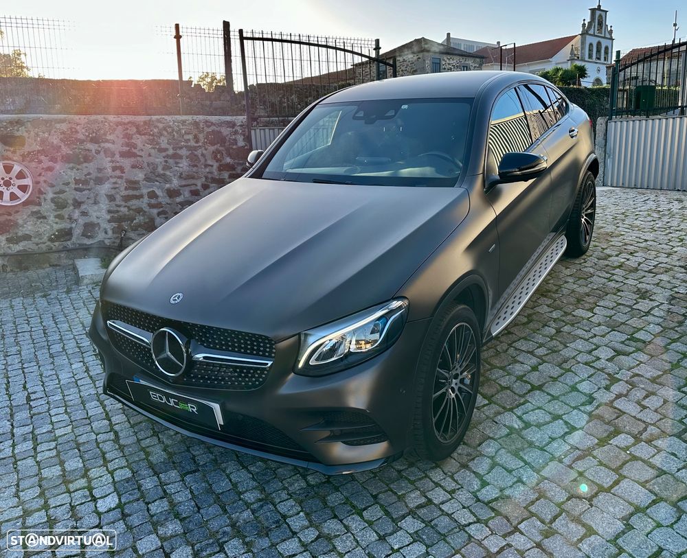 Mercedes-Benz GLC 300 e Coupe 4Matic 9G-TRONIC AMG Line - 12
