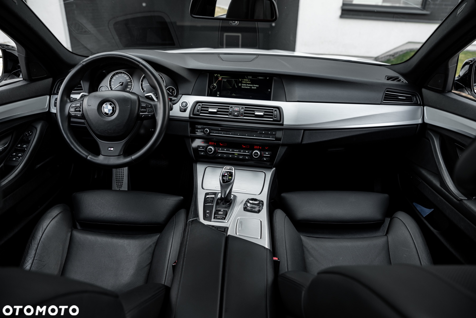 BMW Seria 5 M550d xDrive Touring Sport-Aut - 30
