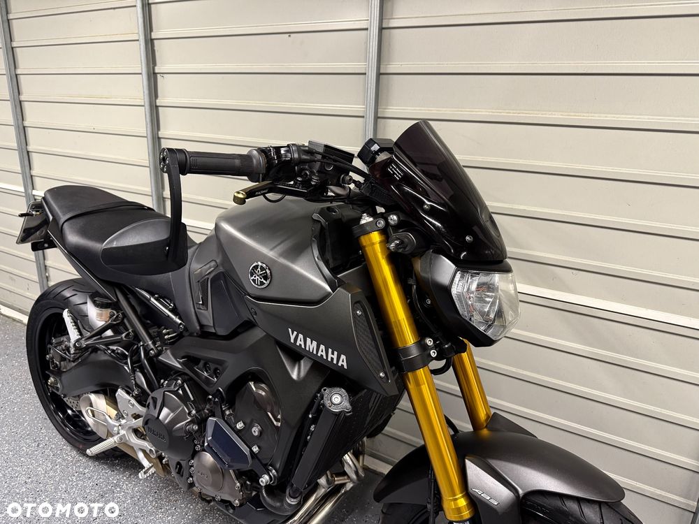 Yamaha MT - 11
