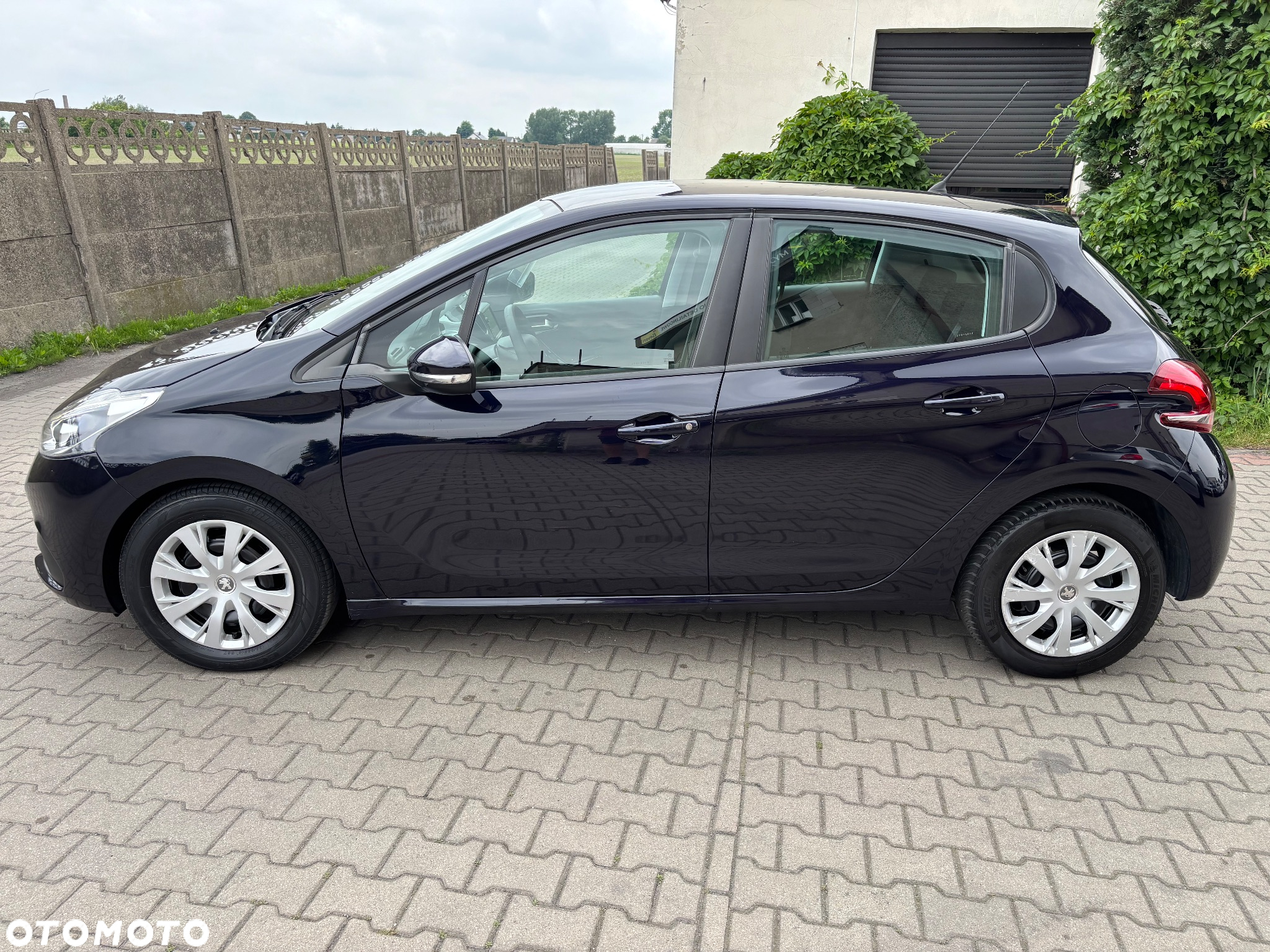 Peugeot 208 1.6 BlueHDi Active - 8