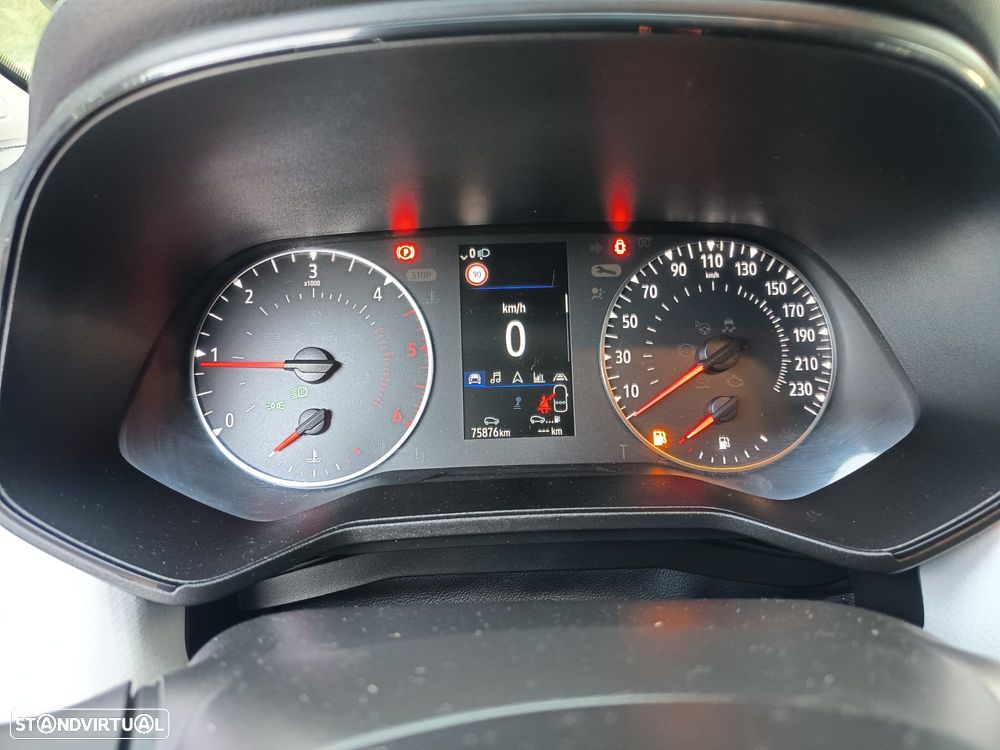Renault Clio BLUE dCi 100 EVOLUTION - 11