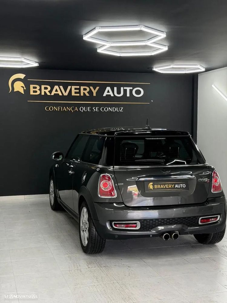 MINI 3 Portas Cooper S - 8