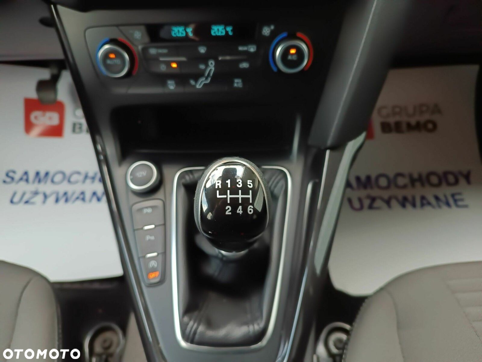Ford Focus 1.5 EcoBoost Titanium ASS - 24