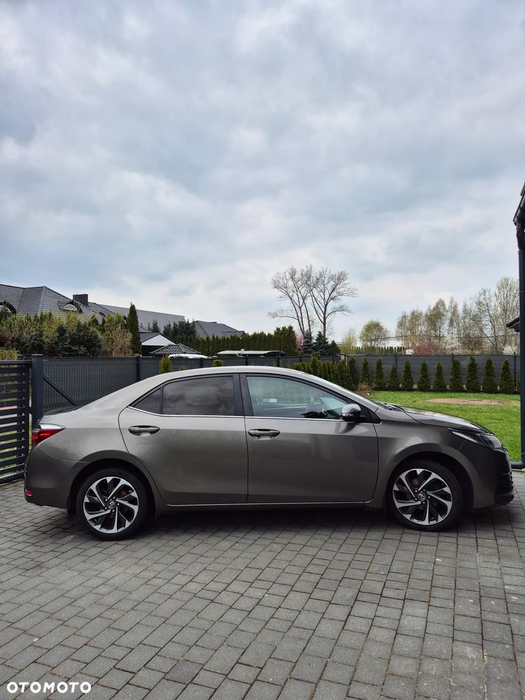 Toyota Corolla 1.6 Executive - 2