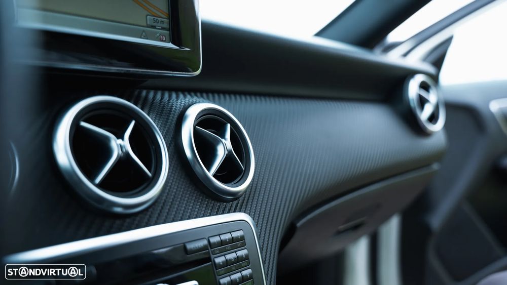 Mercedes-Benz A 200 CDI AMG Line - 24