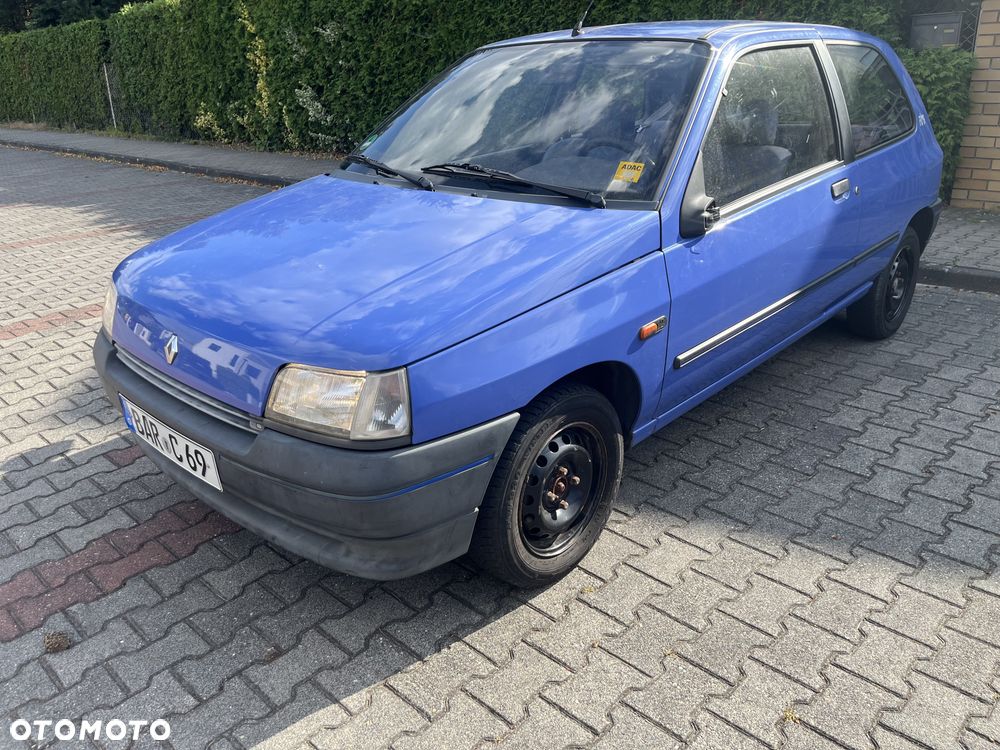 Renault Clio 1.2 RN - 1