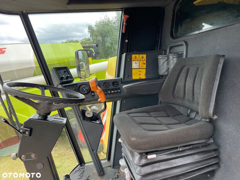 New Holland TC 56 - 20