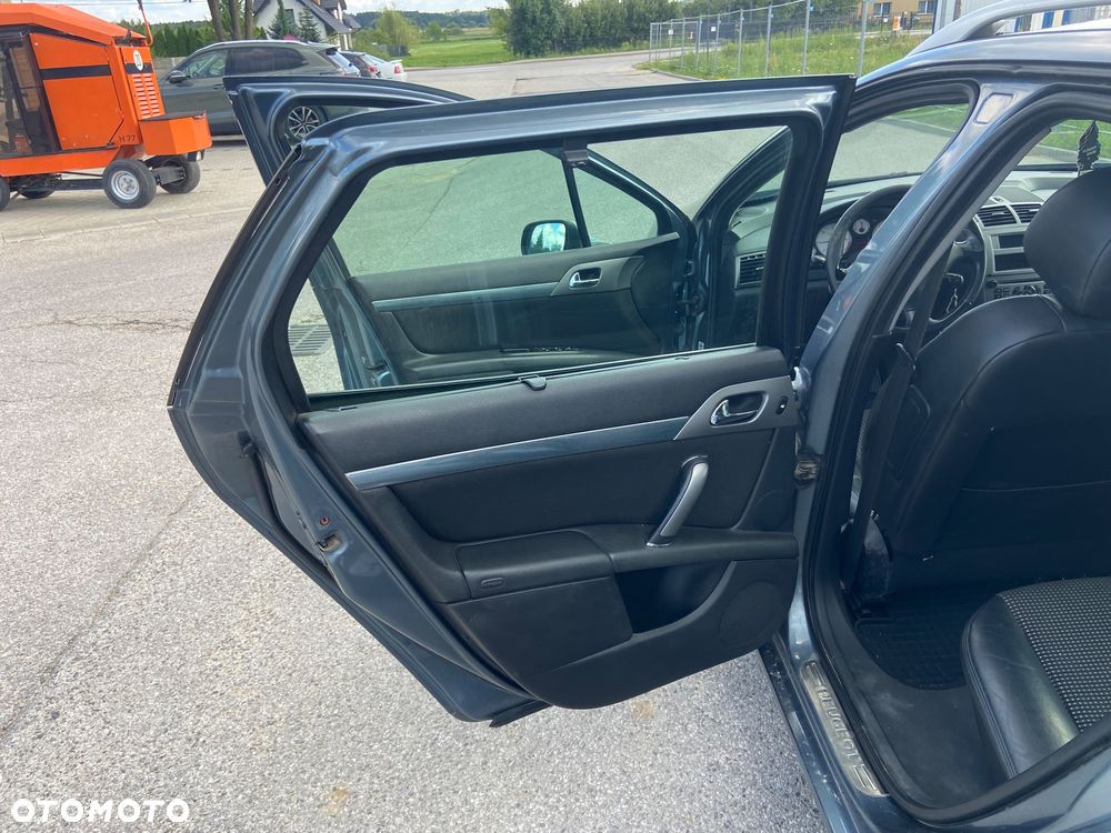 Peugeot 407 2.0 HDI SV Executive EU3 - 12