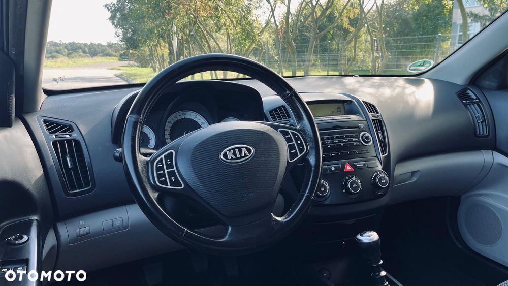 Kia Ceed Cee'd 1.4 Comfort - 14