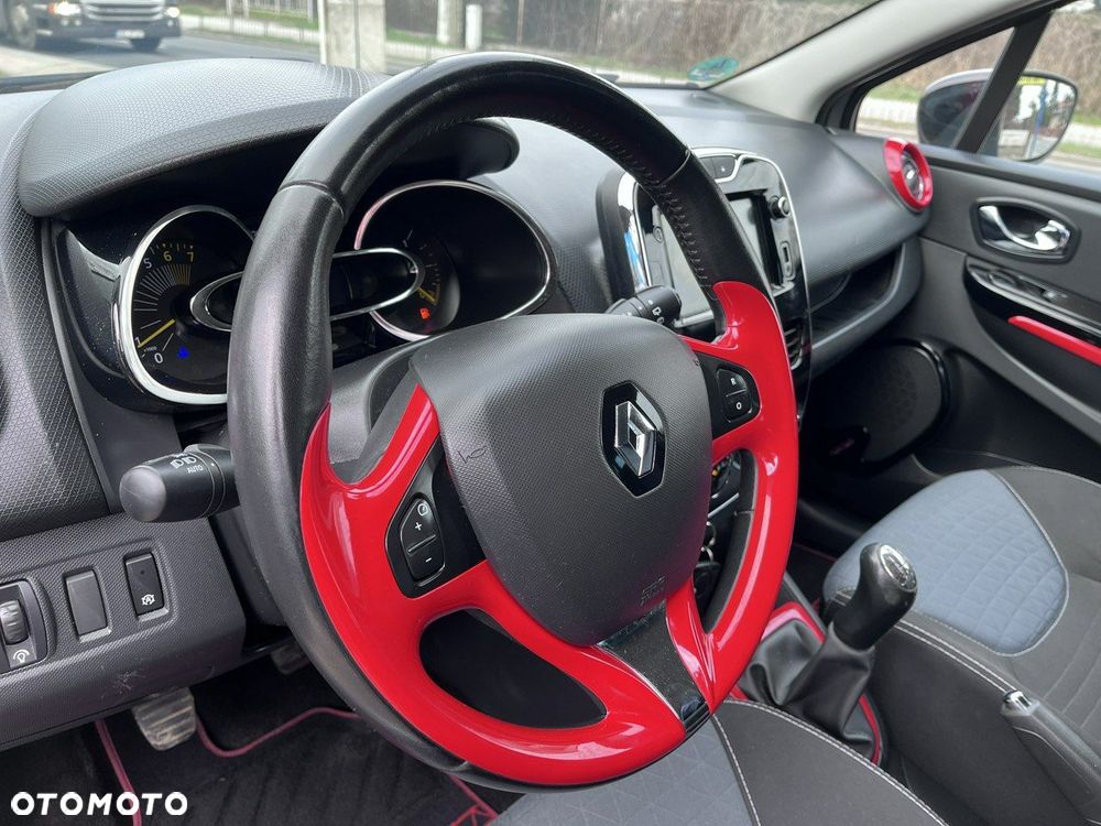 Renault Clio - 15