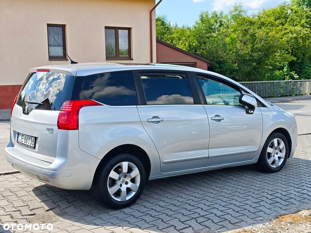 Peugeot 5008 - 4