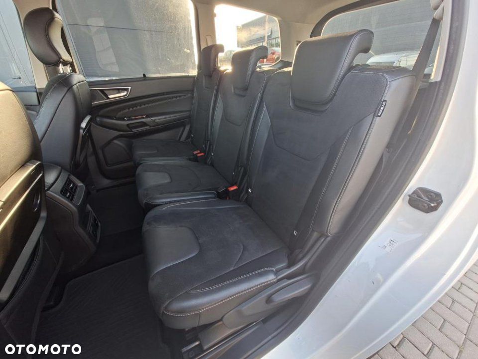 Ford Galaxy - 14
