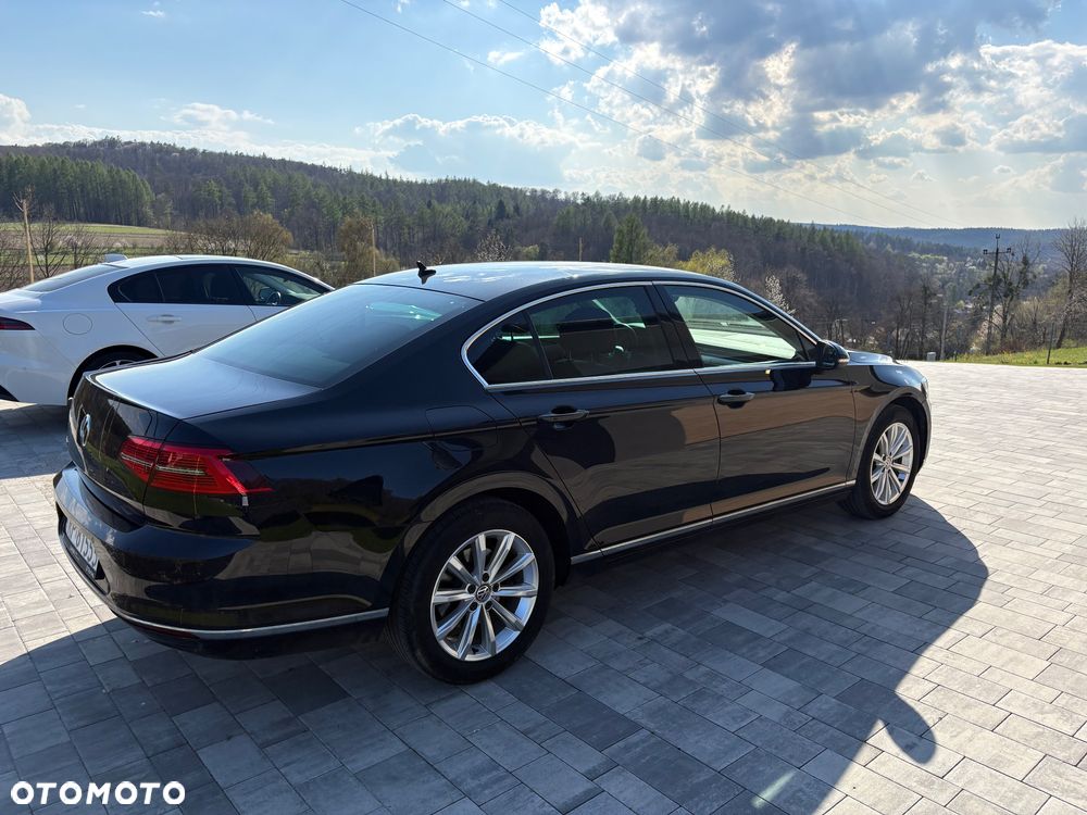 Volkswagen Passat 2.0 TDI SCR Highline - 5
